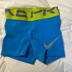 Spandex Nike